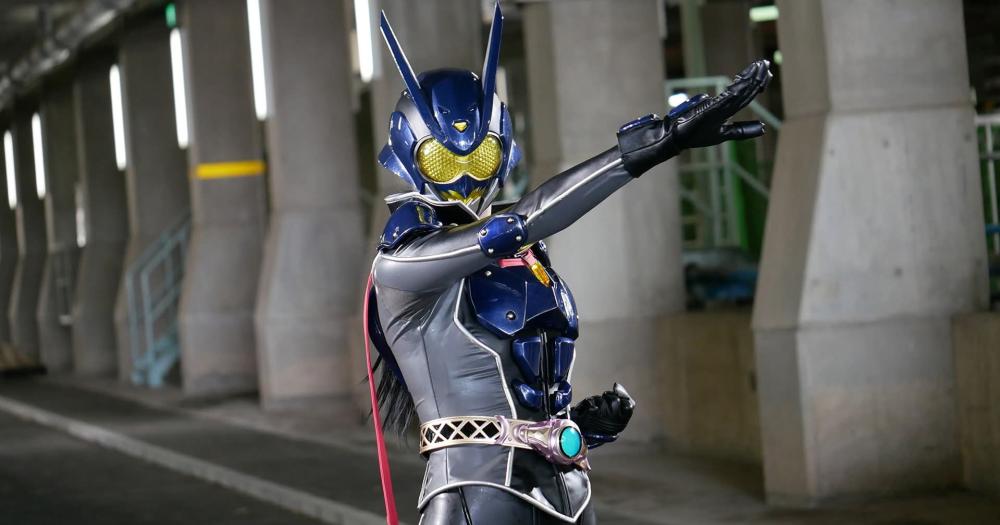 Filha de Hiroshi Fujioka primeiro Rider se torna Kamen Rider Eins