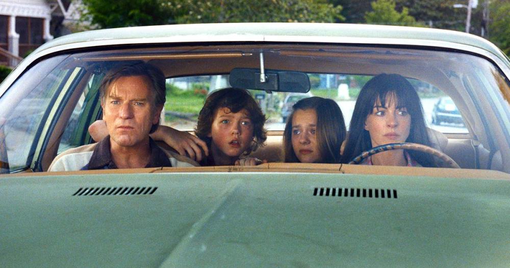 Warner divulga trailer do seu filme de Dinossauros O Fim da Rua